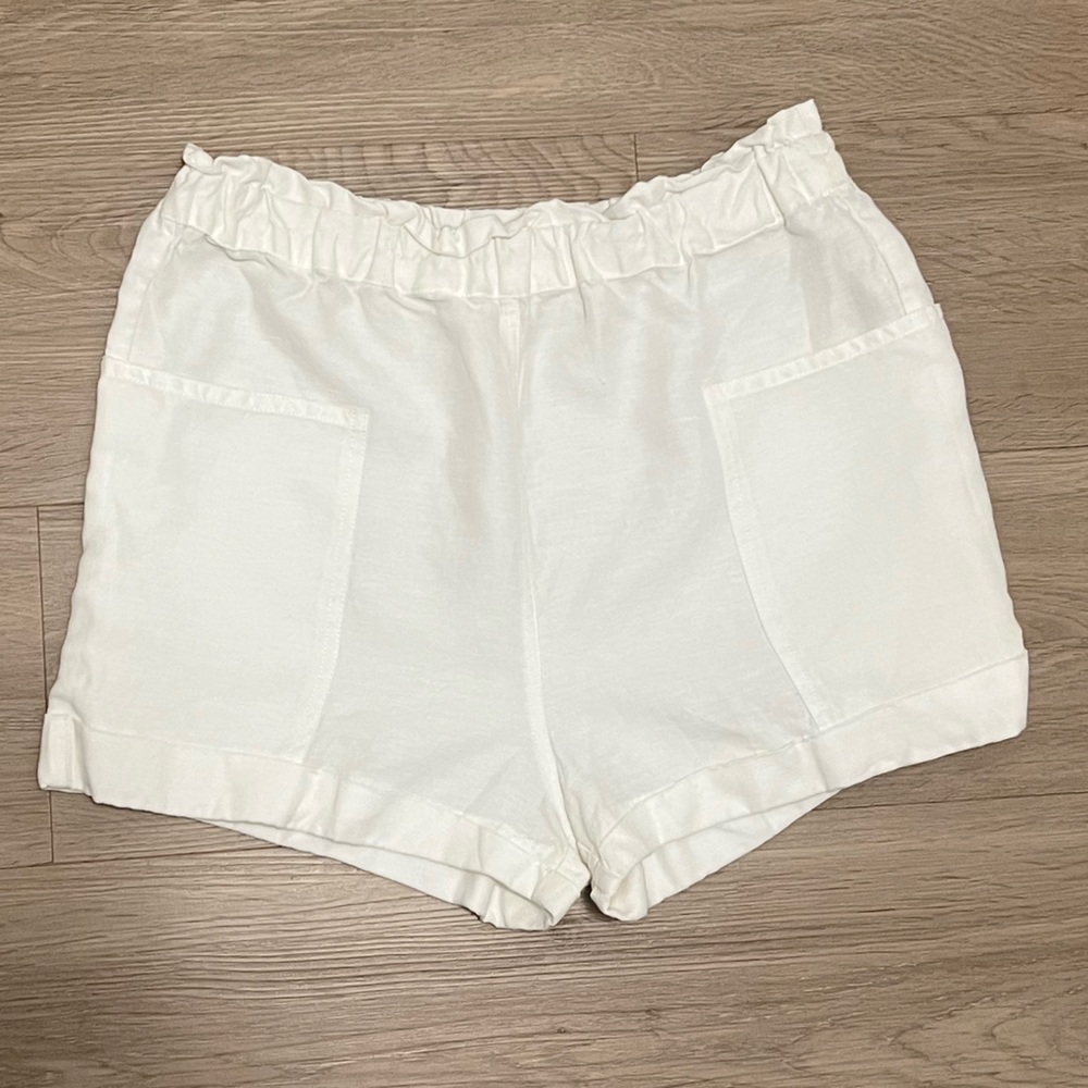 Wilfred Free Linen Shorts